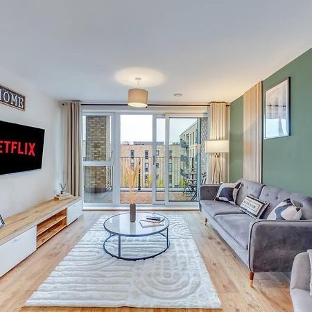 Beautiful Canal Side Apartment - City Centre - Balcony, Secure Parking, Self Check-In, Fast Wifi And Smart Tv With Sky Tv And Netflix By Yoko Property Milton Keynes Exterior photo